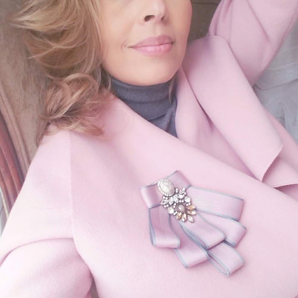 Vintage Style Canvas handmade Bow Brooch